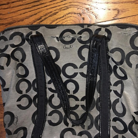 Coach Authentic Grey Tote Handbag Purple Interior Medium Size Handbag​​ - Picture 10 of 12